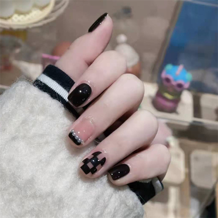 Faux ongles courts en acryliqu - Nail Art Glossy avis et prix